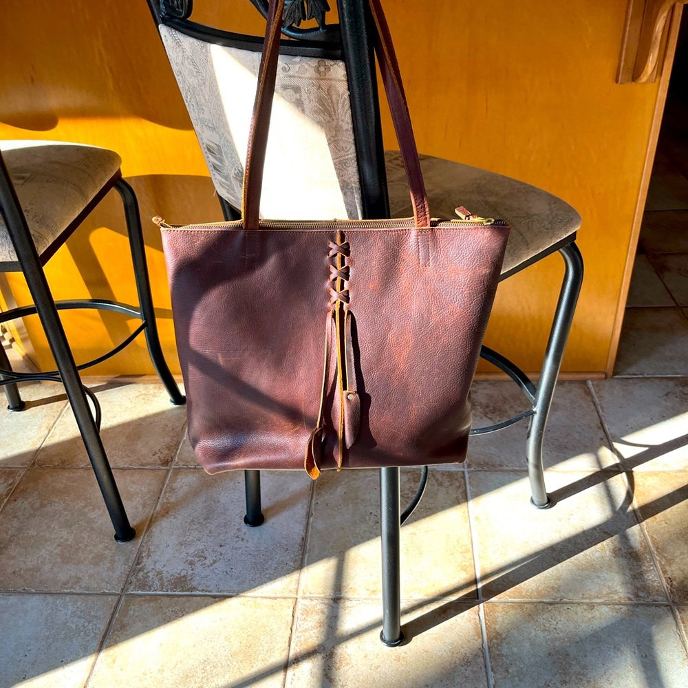 Leather tote